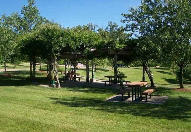 Courtyard West 3* Paducah